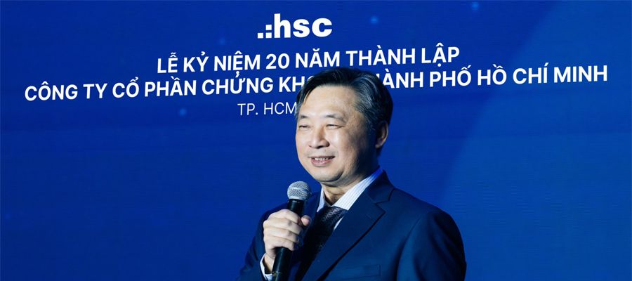 ong Trinh Hoai Giang TGD cua HSC ma co phieu HCM